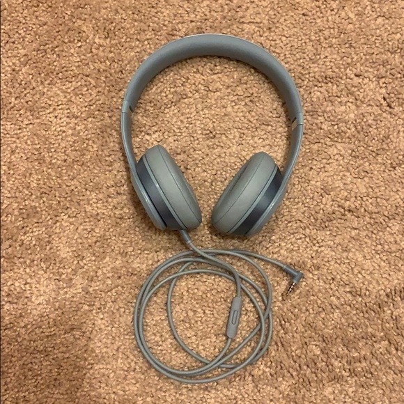 Beats Other - Beats Solo Gloss Gray